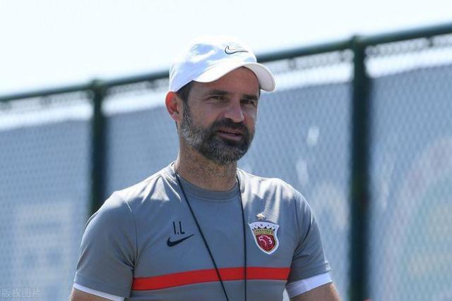 kaiyun-残兵也疯狂！海港后4球全是上高压 莱科：继续保持！